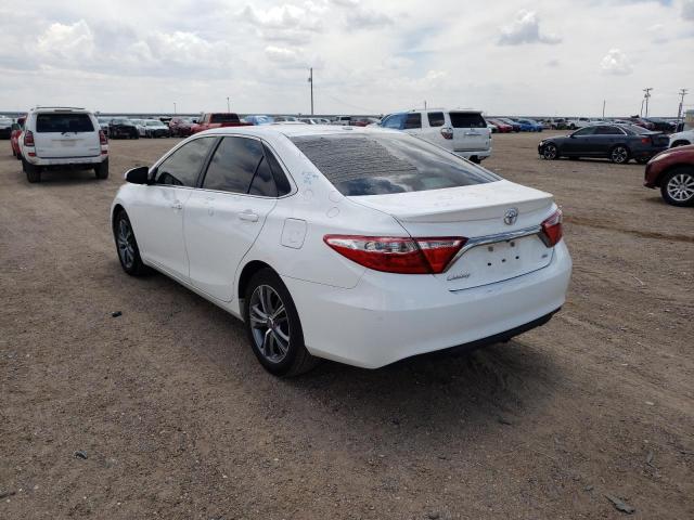 Toyota Camry Le Image 5