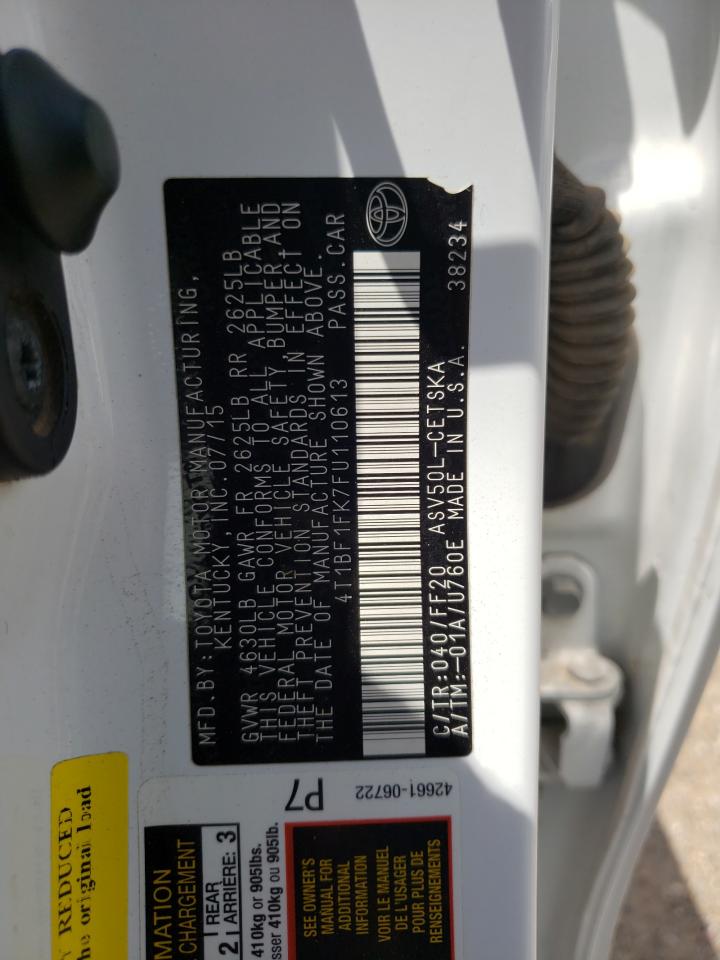 Toyota Camry Le Image 6