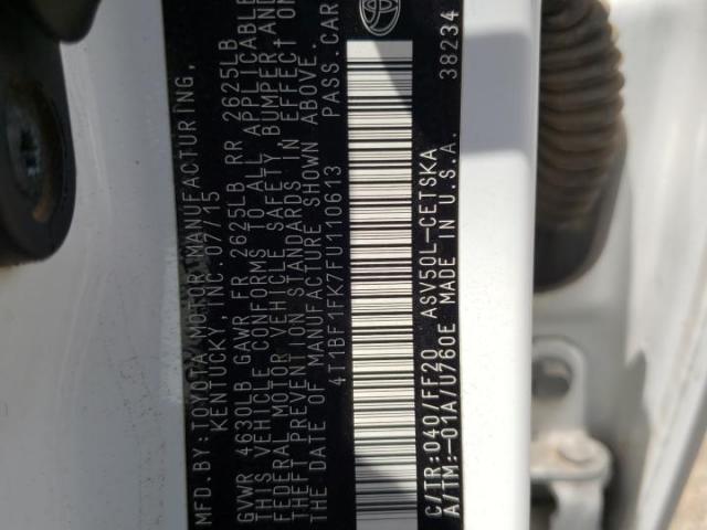 Toyota Camry Le Image 6