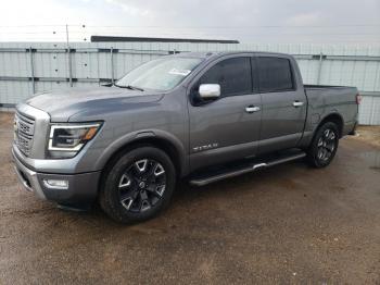  Salvage Nissan Titan