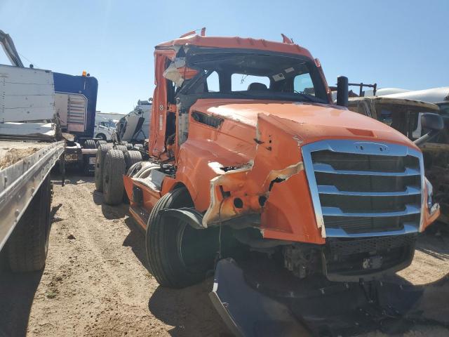  Salvage Freightliner Cascadia 1