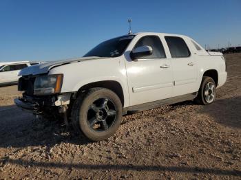  Salvage Chevrolet Avalanche