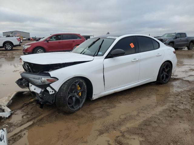  Salvage Alfa Romeo Giulia