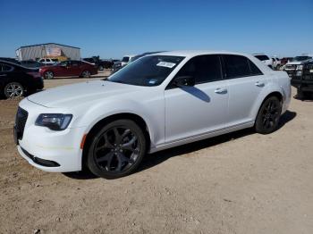  Salvage Chrysler 300