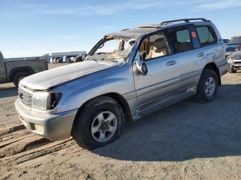  Salvage Toyota Land Cruis