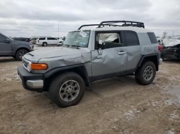  Salvage Toyota FJ Cruiser