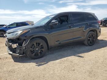  Salvage Toyota Highlander