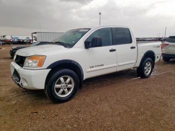  Salvage Nissan Titan