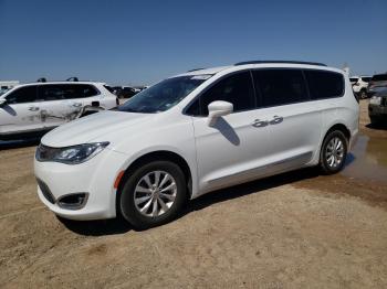  Salvage Chrysler Pacifica