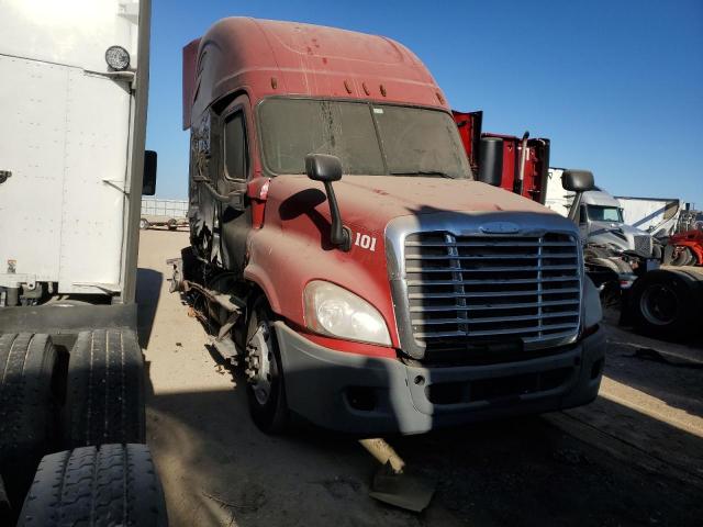  Salvage Freightliner Cascadia 1