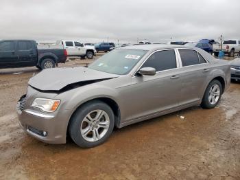  Salvage Chrysler 300