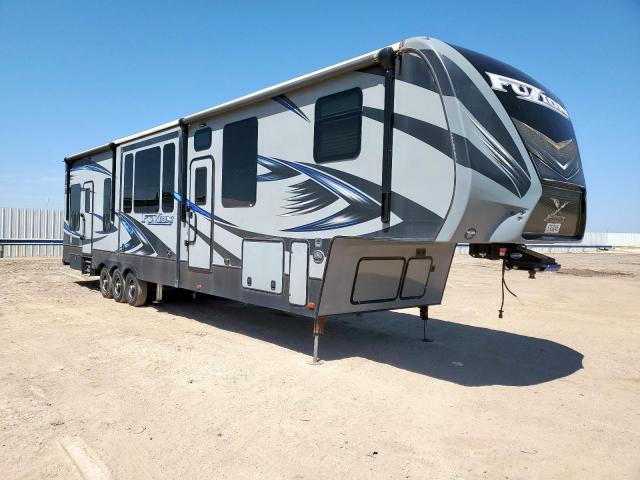  Salvage Keystone 5th Wheel