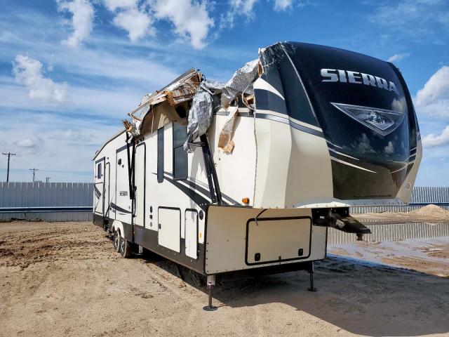  Salvage Frrv 5th Wheel