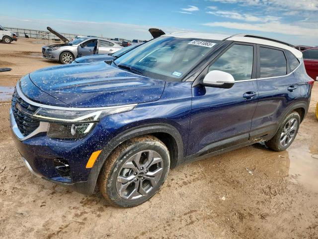  Salvage Kia Seltos