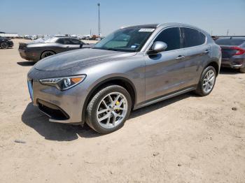  Salvage Alfa Romeo Stelvio