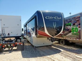  Salvage Cedar Creek 5th Wheel