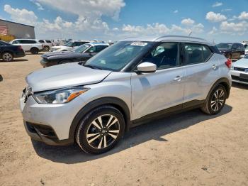  Salvage Nissan Kicks