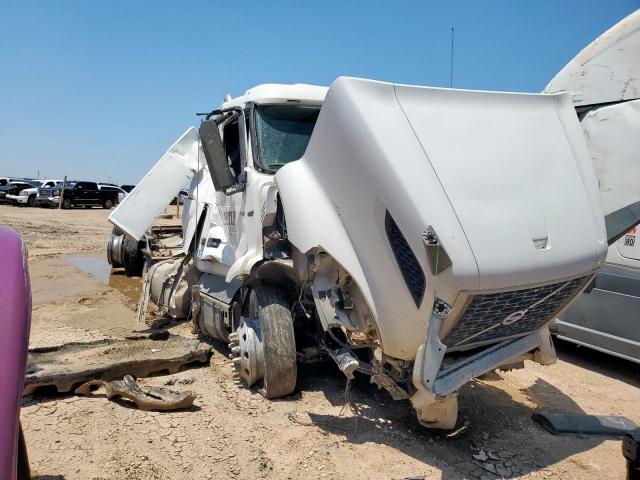  Salvage Volvo Vnr