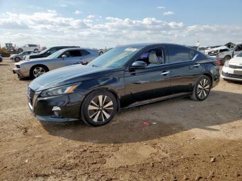  Salvage Niss Altima