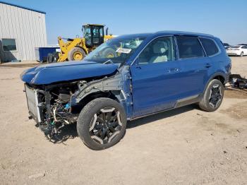  Salvage Kia Telluride