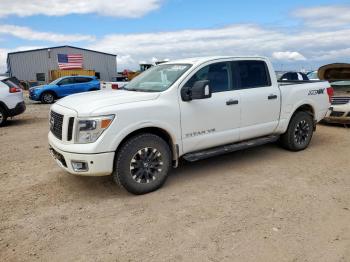  Salvage Nissan Titan