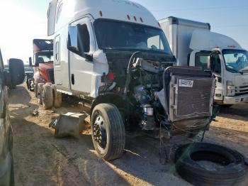  Salvage Freightliner Cascadia