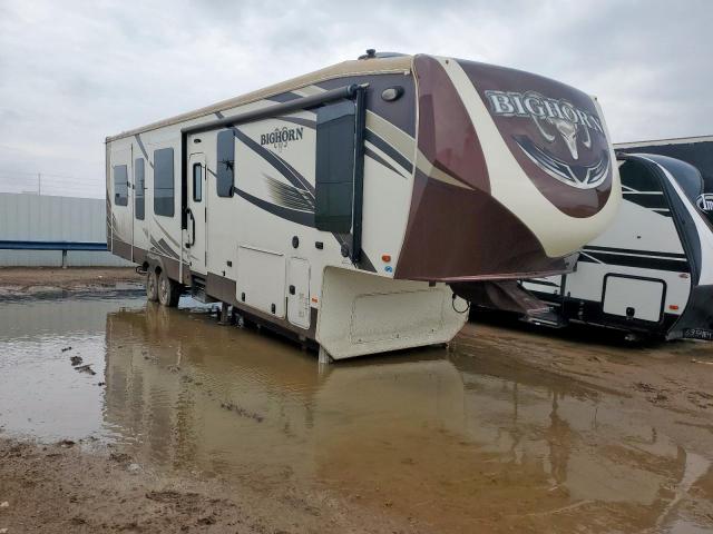 Salvage Bigh 5th Wheel