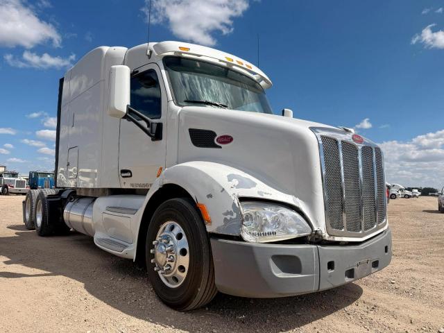  Salvage Peterbilt 579