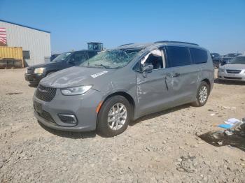  Salvage Chrysler Pacifica