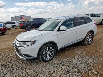  Salvage Mitsubishi Outlander