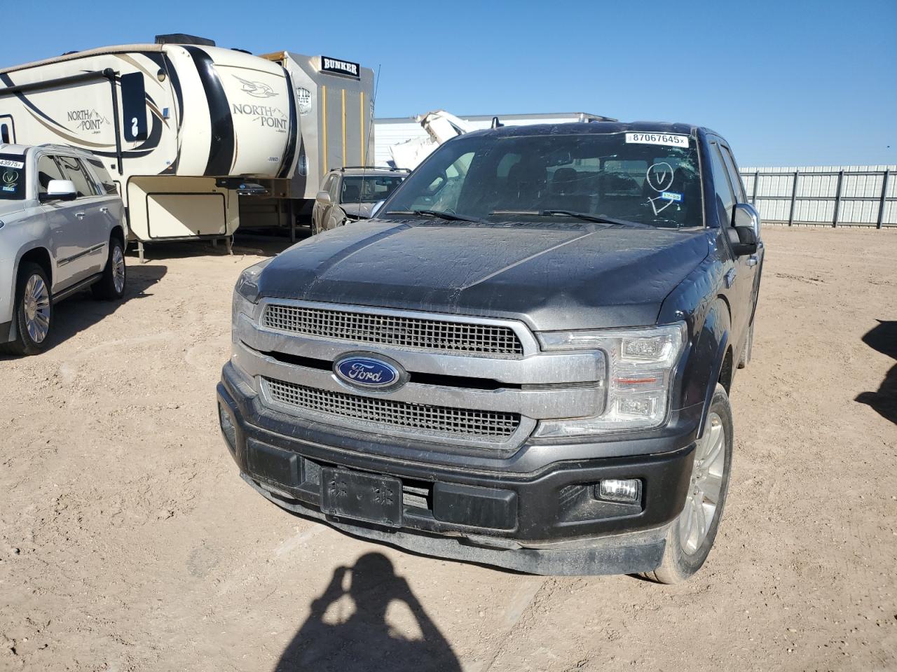 Ford F-150 Supercrew Image 10