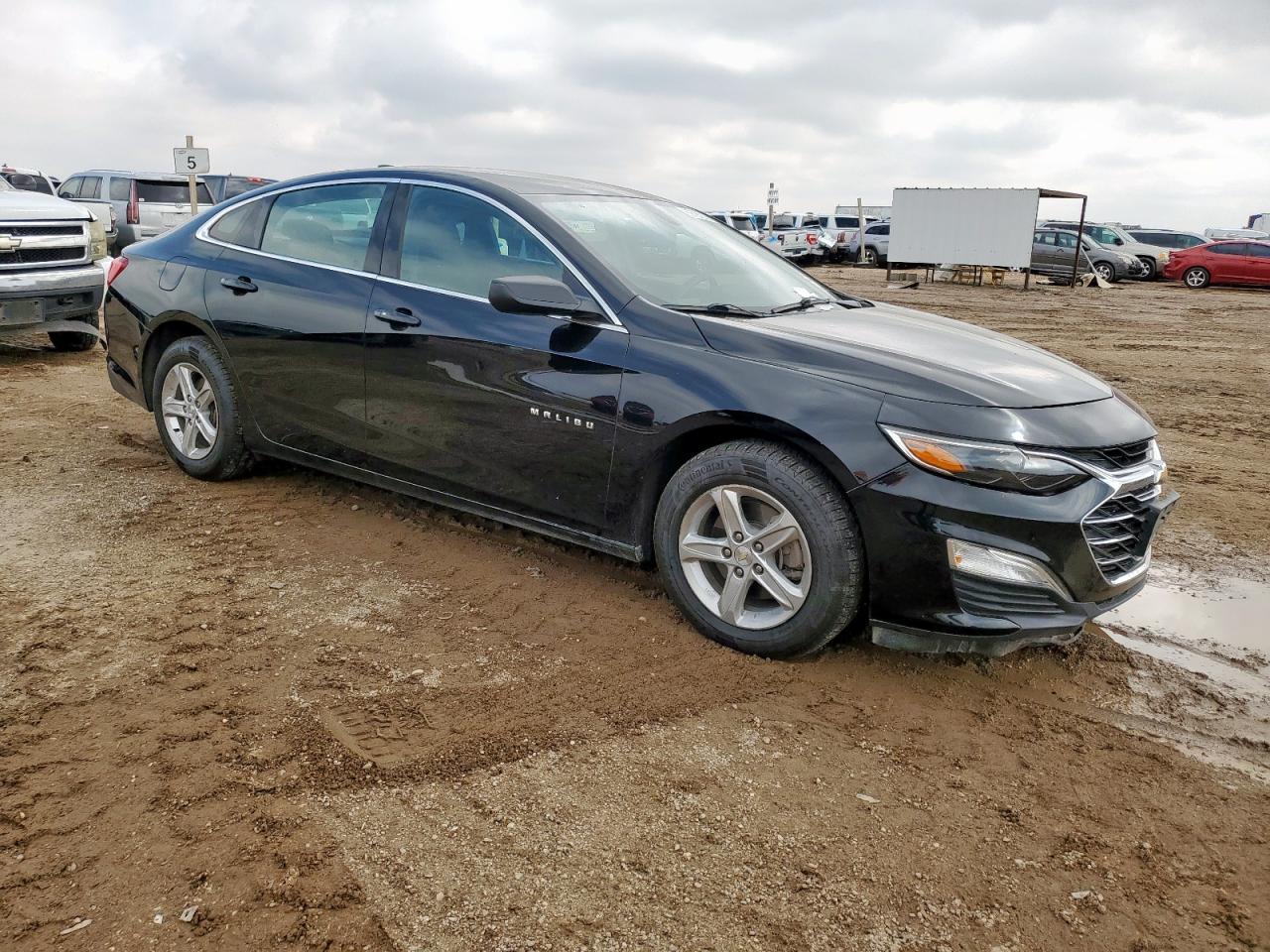 Chevrolet Malibu Ls Image 3