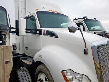  Salvage Kenworth T680