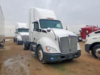  Salvage Kenworth T680