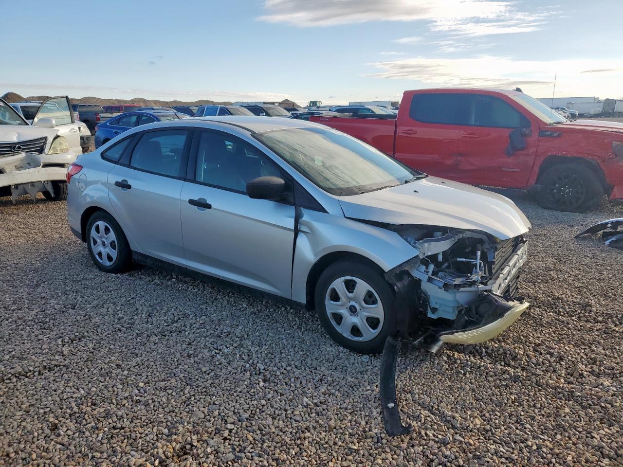 Ford Focus S Image 12