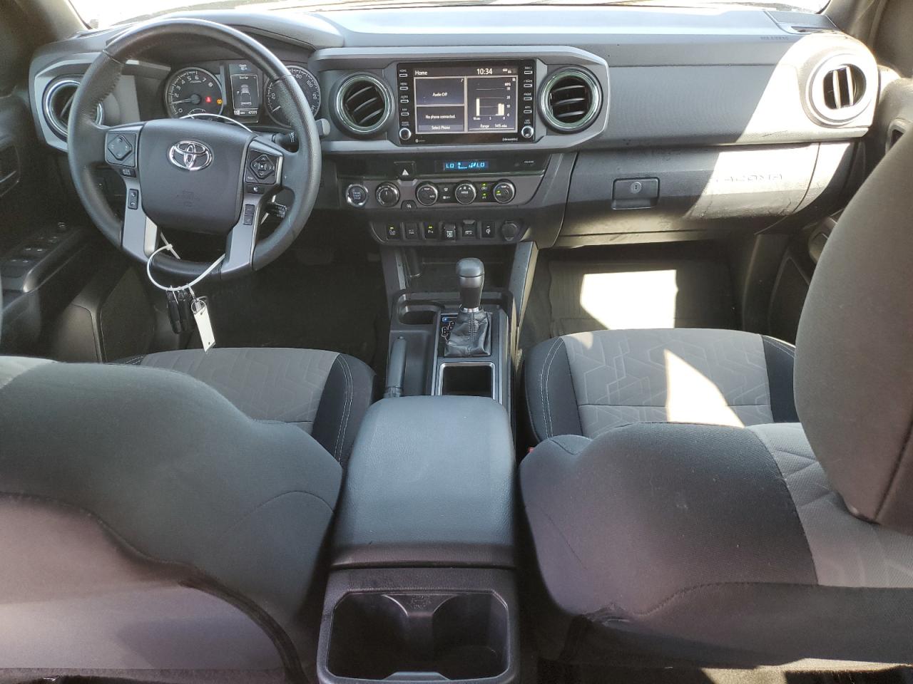 Toyota Tacoma Double Cab Image 9