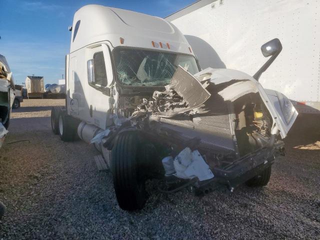  Salvage Freightliner Cascadia 1