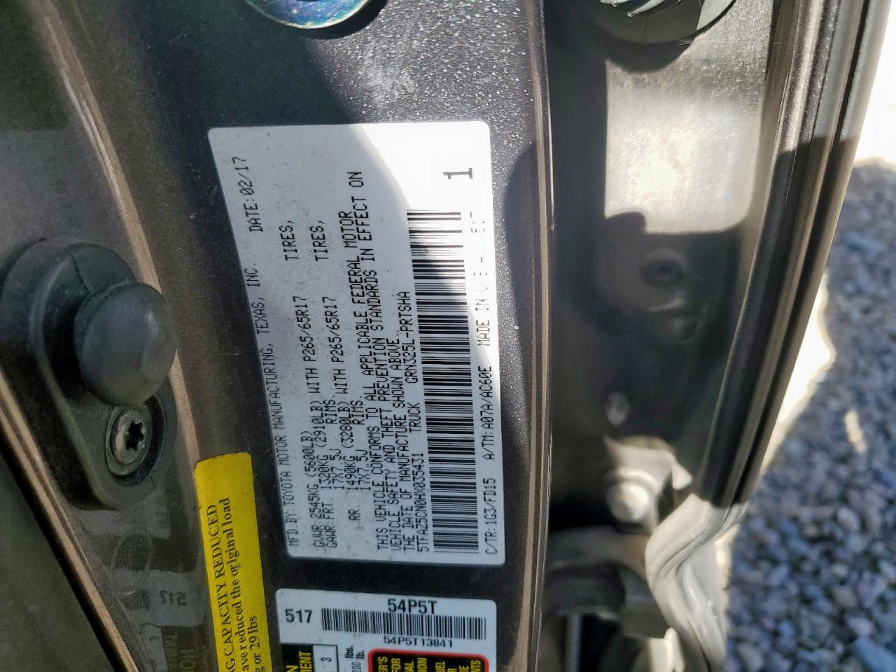 Toyota Tacoma Double Cab Image 13