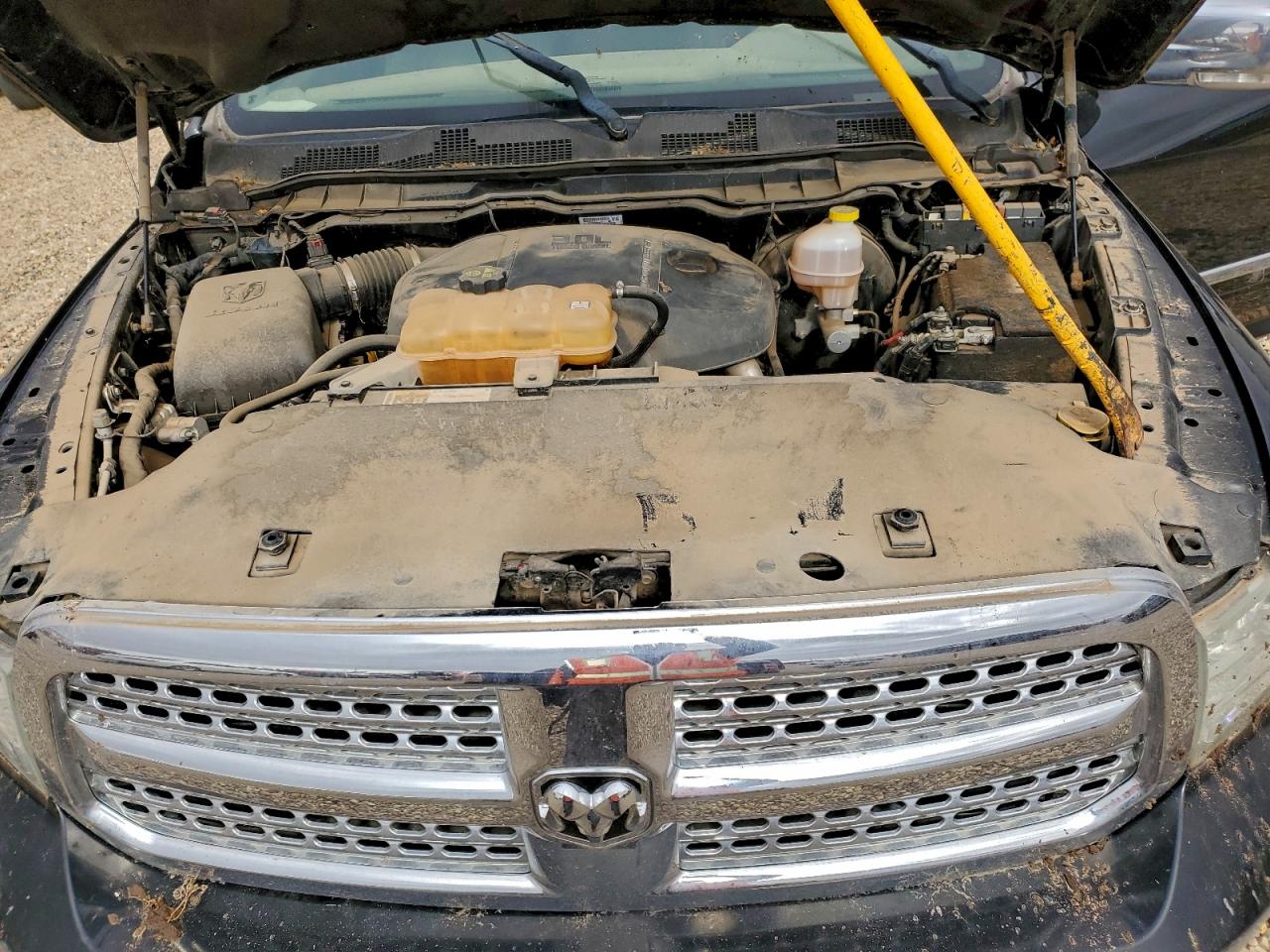 Ram 1500 Laramie Image 6