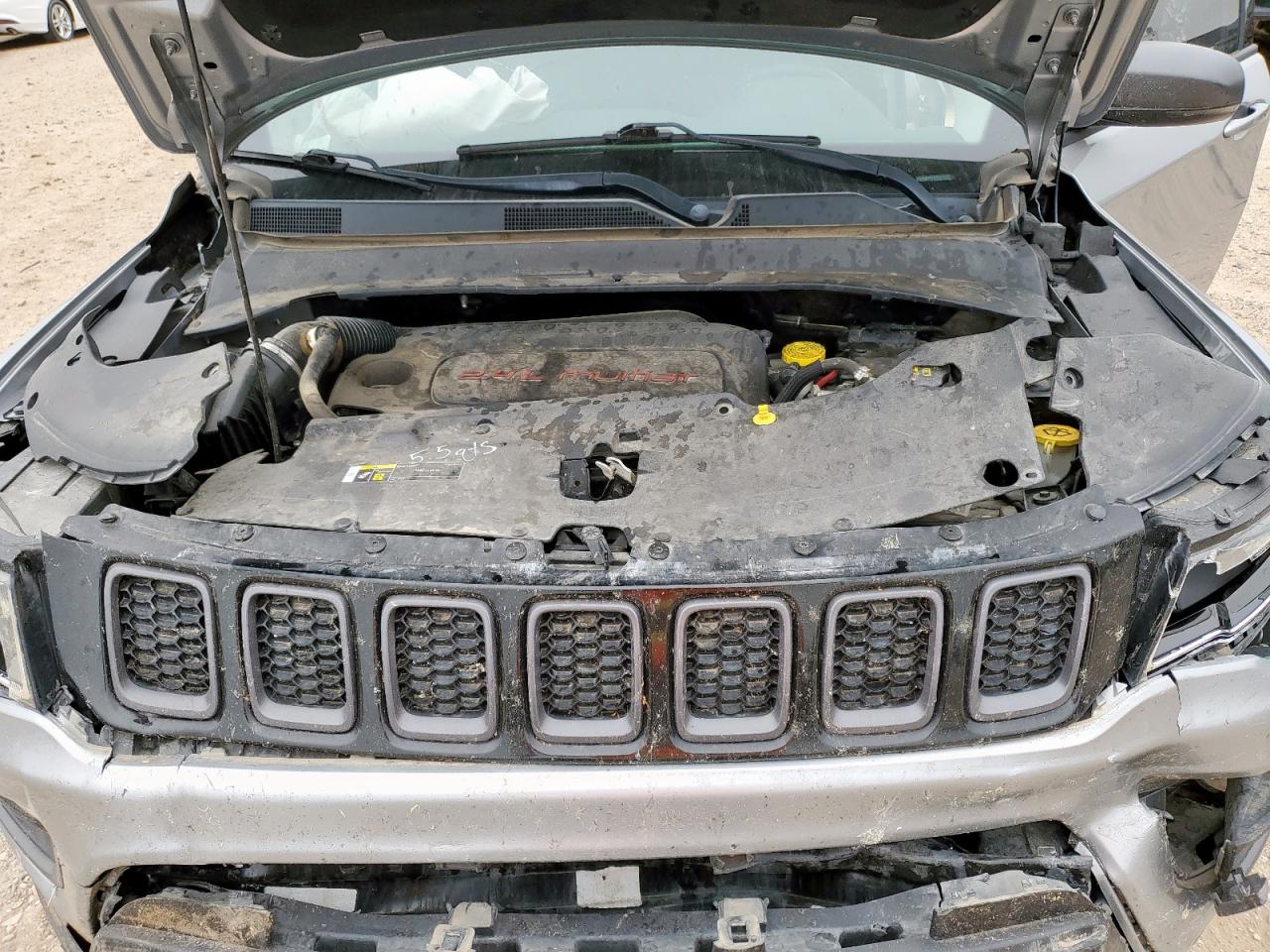 Jeep Compass Trailhawk Image 5