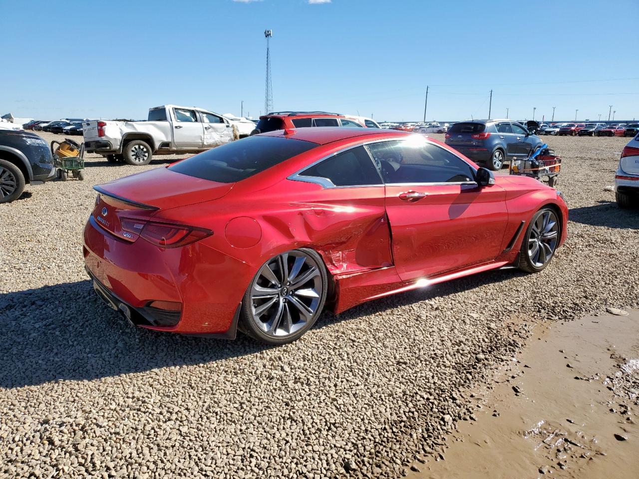 INFINITI Q60 Red Sport 400 Image 3