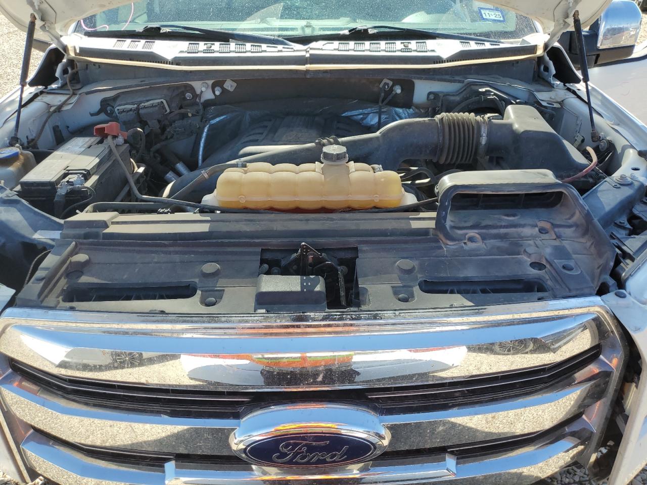 Ford F-150 Supercrew Image 9