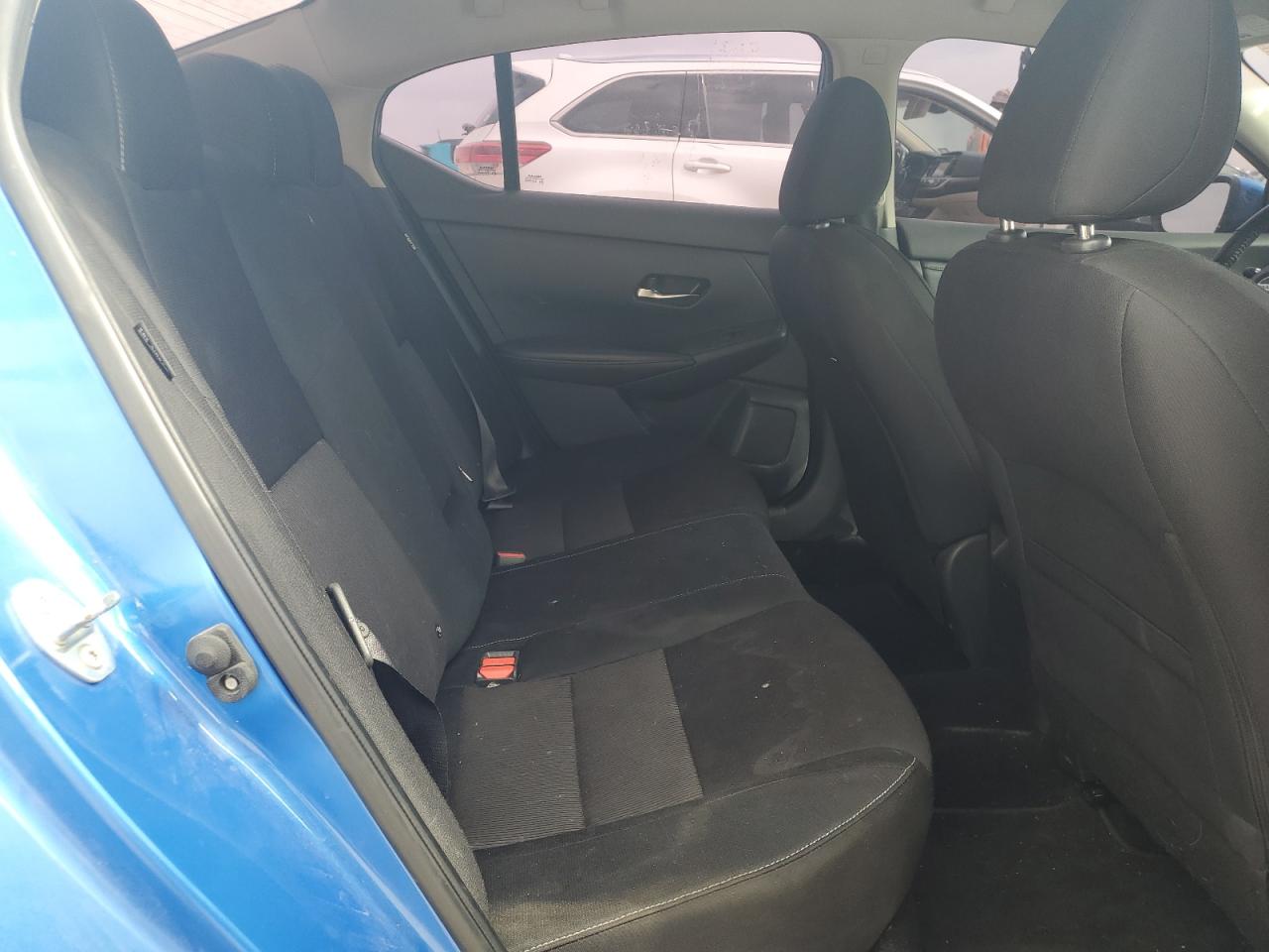 Nissan Sentra Sv Image 8