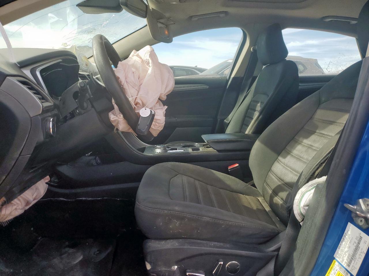 Ford Fusion Se Image 11