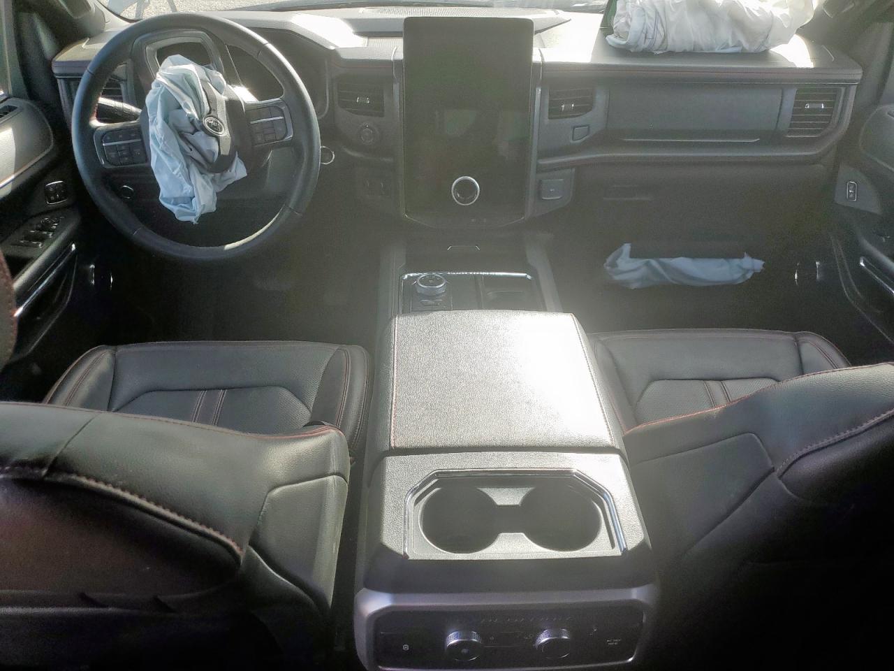 Ford Expedition Limited Image 11