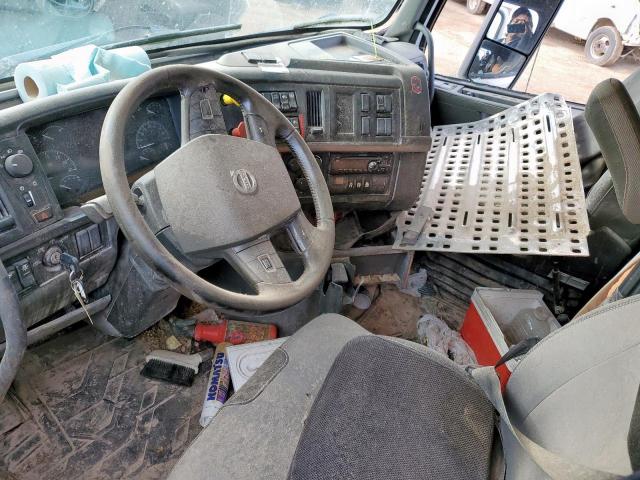 Volvo Vnr Image 4