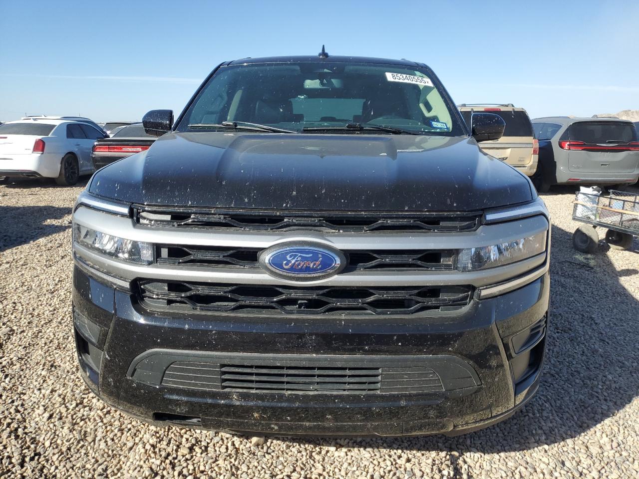 Ford Expedition Xlt Image 2