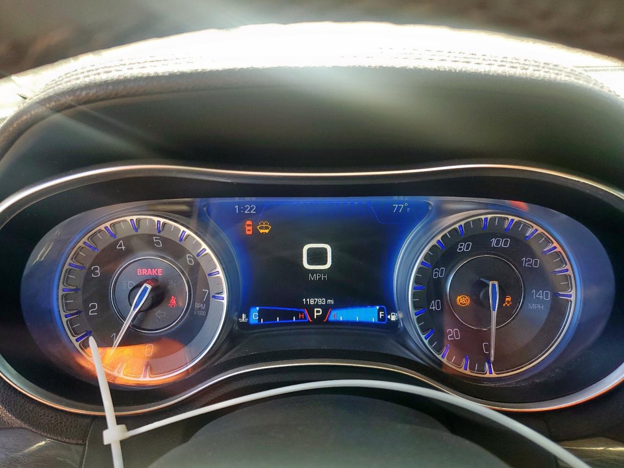 Chrysler 300 Touring Image 7