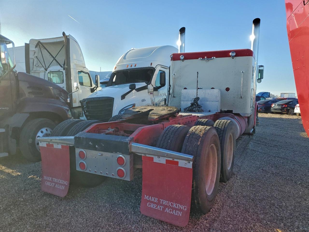 Peterbilt Tractor 379 Image 3