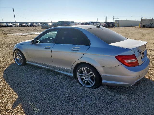 Mercedes-Benz C-Class 250 Image 13